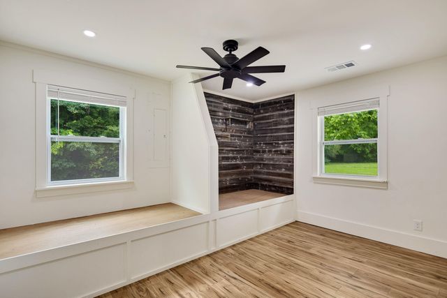 240 DOGWOOD RD, Somerville, TN 38068