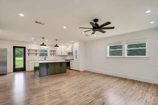 240 DOGWOOD RD, Somerville, TN 38068