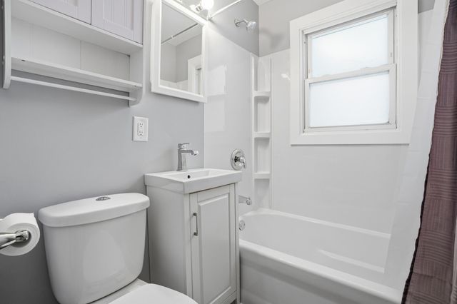 4101 Liverpool Road, Lake Station, IN 46405