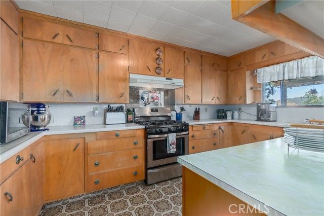 13689 Arrowhead Road, Clearlake, CA 95422