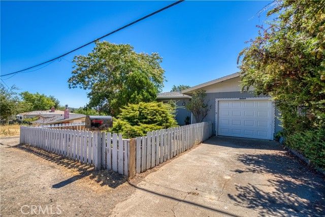 13689 Arrowhead Road, Clearlake, CA 95422