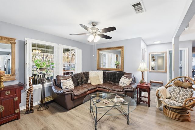 1051 Meadow Oaks Street, Reno, TX 76020