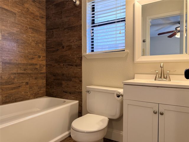 1606 Brook Glen Drive, Sanger, TX 76266