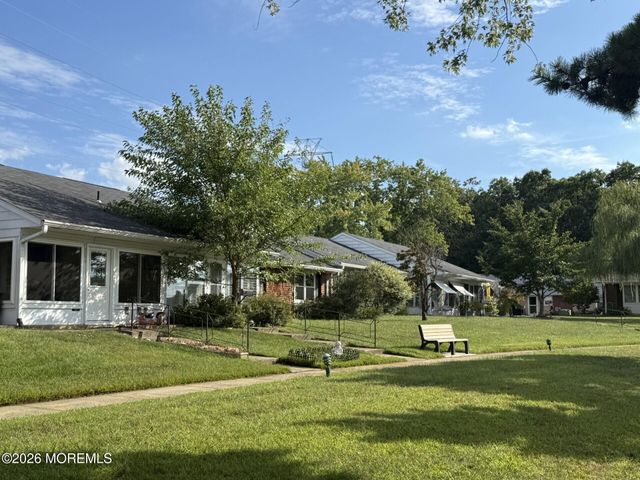 711B Dorchester Drive 1002, Lakewood, NJ 08701