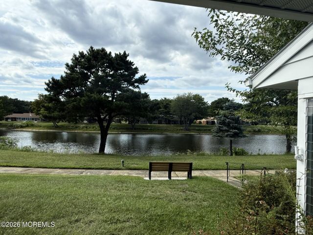 711B Dorchester Drive 1002, Lakewood, NJ 08701