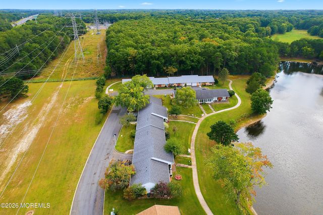 711B Dorchester Drive 1002, Lakewood, NJ 08701