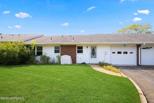 711B Dorchester Drive 1002, Lakewood, NJ 08701
