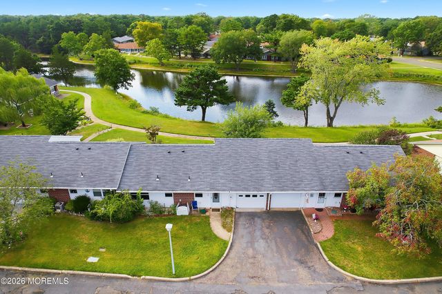 711B Dorchester Drive 1002, Lakewood, NJ 08701