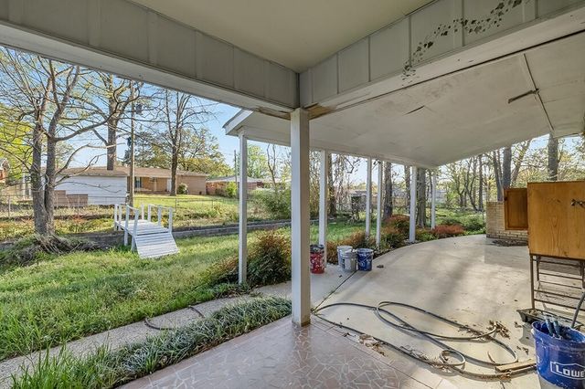 2305 Cherry Hill Road, Texarkana, TX 75503