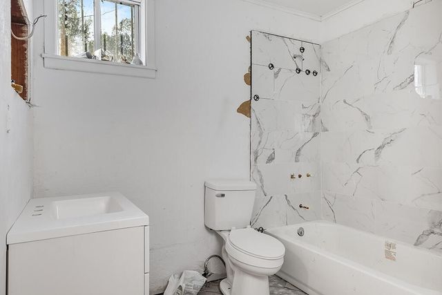 2305 Cherry Hill Road, Texarkana, TX 75503