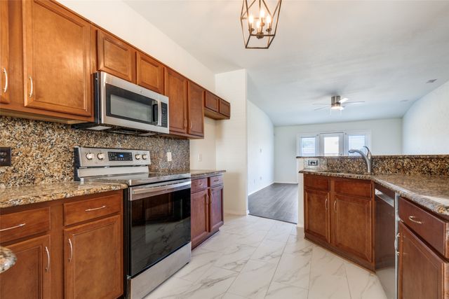 222 Independence Trail, Forney, TX 75126