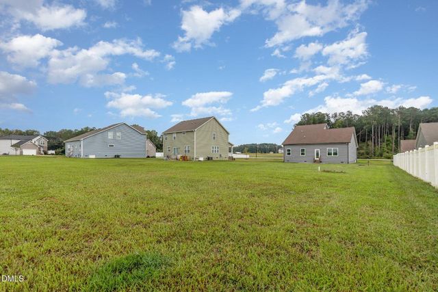 295 Avery Meadows Drive, Smithfield, NC 27577