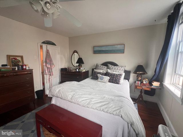 922 ELLSWORTH ST, Philadelphia, PA 19147