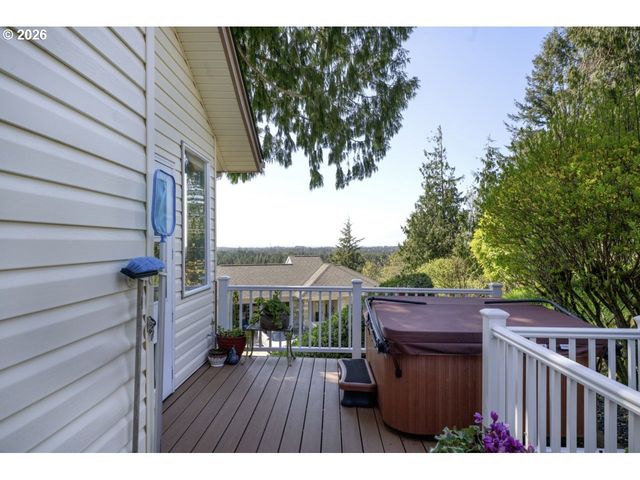 3520 Ocean View Dr, Florence, OR 97439