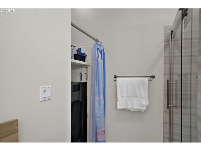 3520 Ocean View Dr, Florence, OR 97439