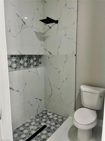 56 Floyd AVE S, Lehigh Acres, FL 33976