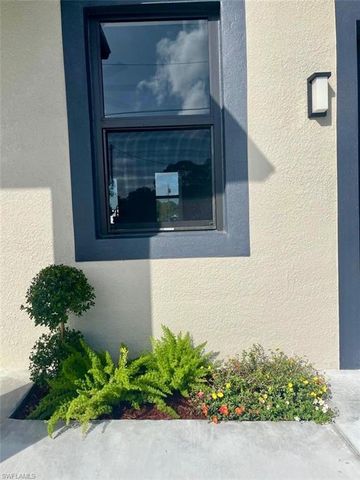 56 Floyd AVE S, Lehigh Acres, FL 33976