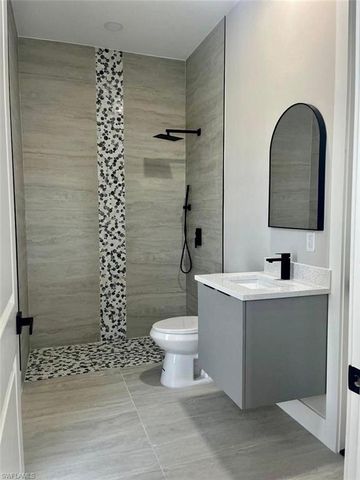 56 Floyd AVE S, Lehigh Acres, FL 33976