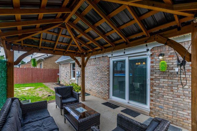 200 Northbrook Road, Nicholasville, KY 40356