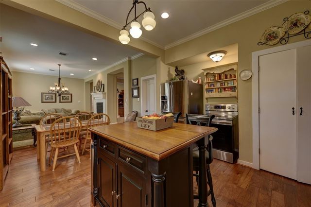 8456 Schuster Road, Ledbetter, TX 78946