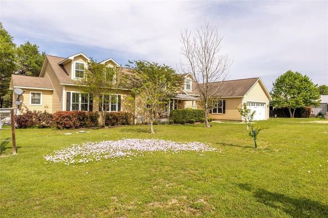 8456 Schuster Road, Ledbetter, TX 78946