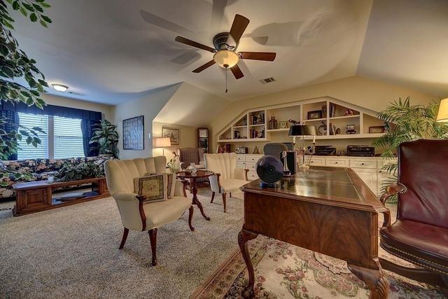 8456 Schuster Road, Ledbetter, TX 78946