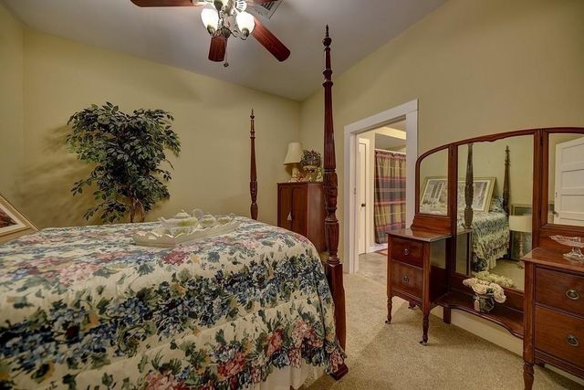 8456 Schuster Road, Ledbetter, TX 78946