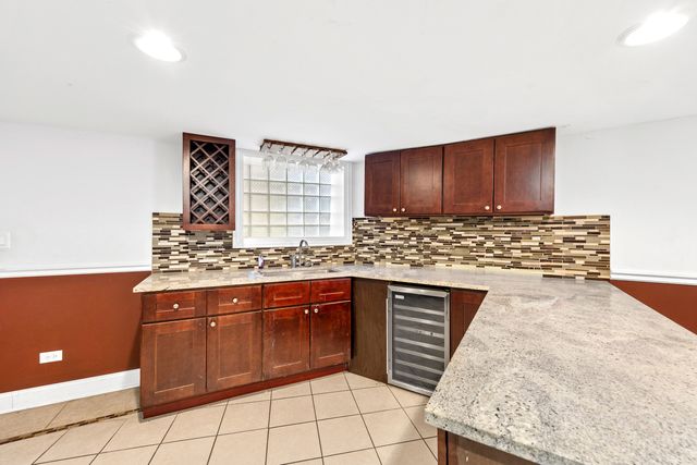 4403 S Prairie Avenue, Chicago, IL 60653