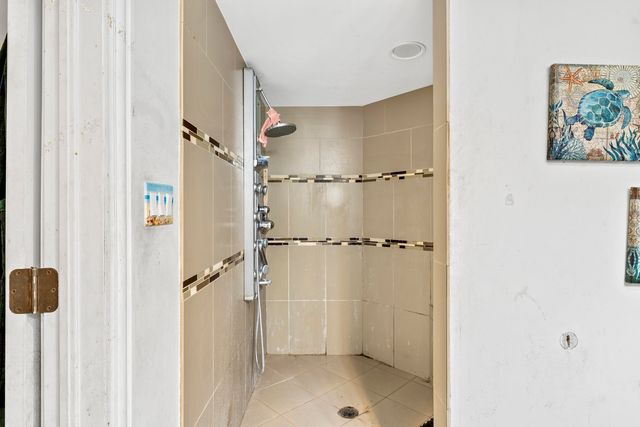 4403 S Prairie Avenue, Chicago, IL 60653