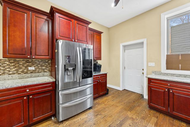 4403 S Prairie Avenue, Chicago, IL 60653