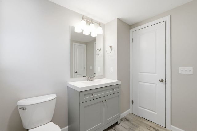 145 Gates Ave, East Longmeadow, MA 01028