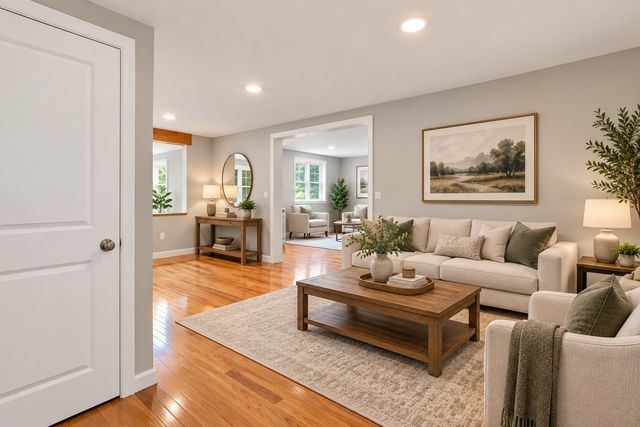 145 Gates Ave, East Longmeadow, MA 01028