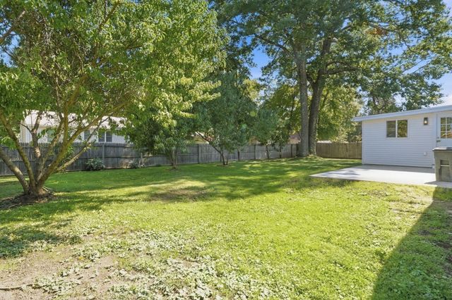 145 Gates Ave, East Longmeadow, MA 01028