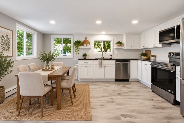 145 Gates Ave, East Longmeadow, MA 01028