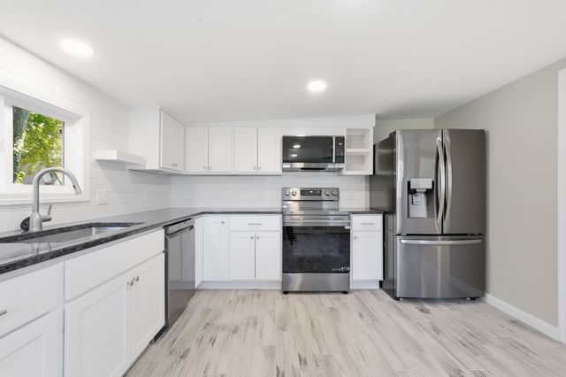 145 Gates Ave, East Longmeadow, MA 01028
