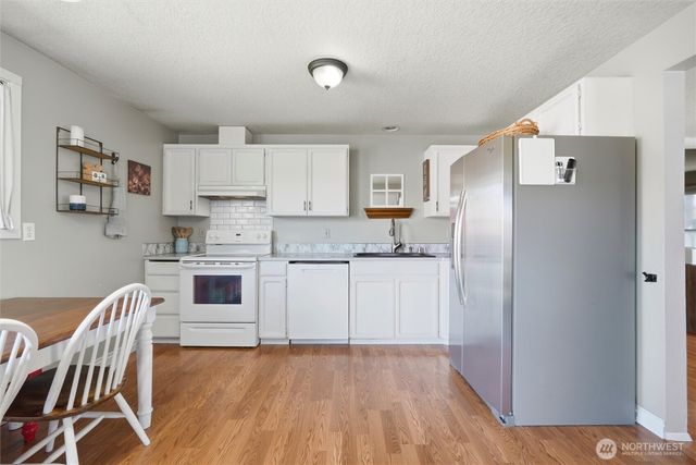 1937 Hawthorne Court, Woodland, WA 98674