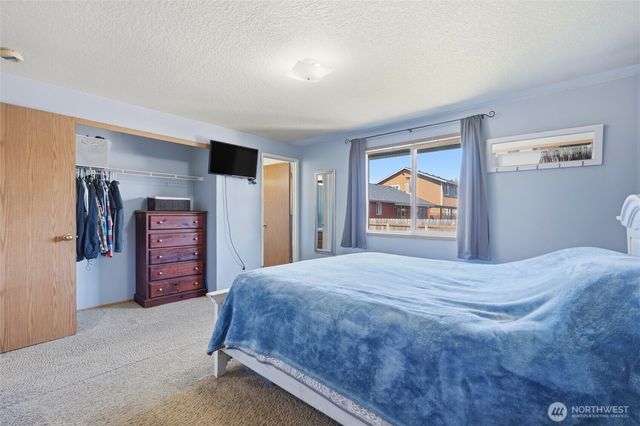 1937 Hawthorne Court, Woodland, WA 98674