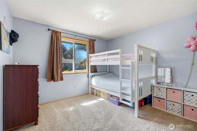 1937 Hawthorne Court, Woodland, WA 98674