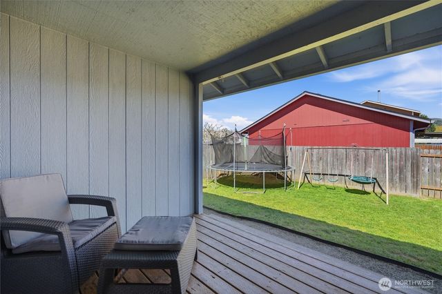 1937 Hawthorne Court, Woodland, WA 98674