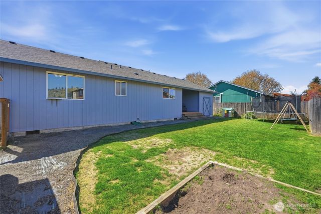 1937 Hawthorne Court, Woodland, WA 98674