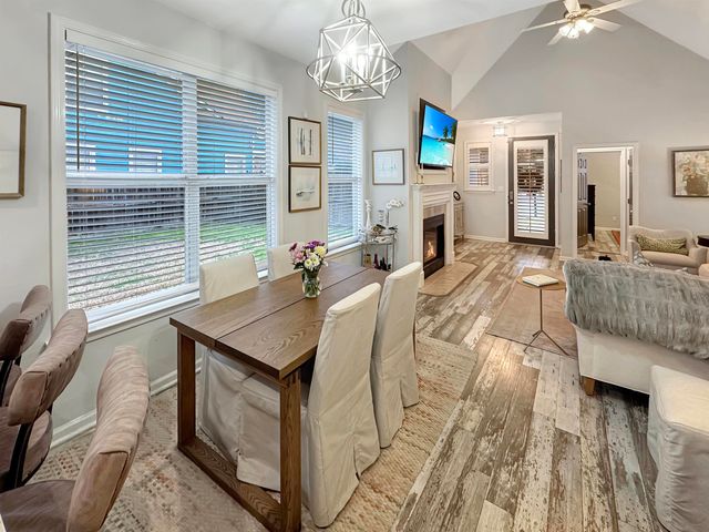 1251 FLEETS HARBOR DR, Memphis, TN 38103