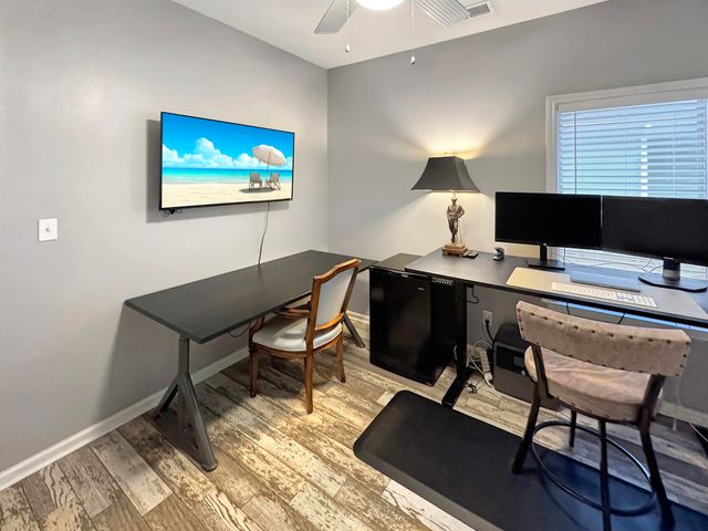 1251 FLEETS HARBOR DR, Memphis, TN 38103