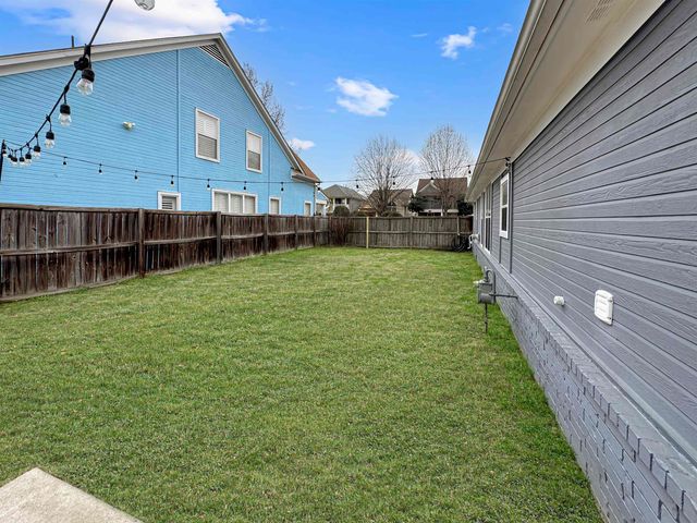 1251 FLEETS HARBOR DR, Memphis, TN 38103