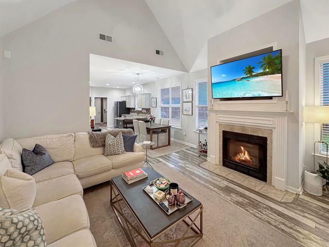 1251 FLEETS HARBOR DR, Memphis, TN 38103