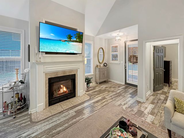 1251 FLEETS HARBOR DR, Memphis, TN 38103