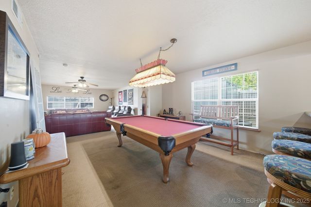 2704 W Montgomery Street, Broken Arrow, OK 74012