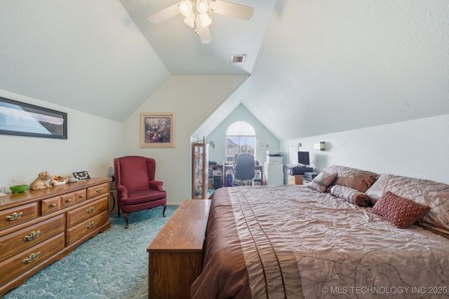 2704 W Montgomery Street, Broken Arrow, OK 74012