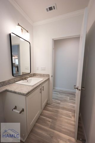 7132 Waycross Highway, Jesup, GA 30427