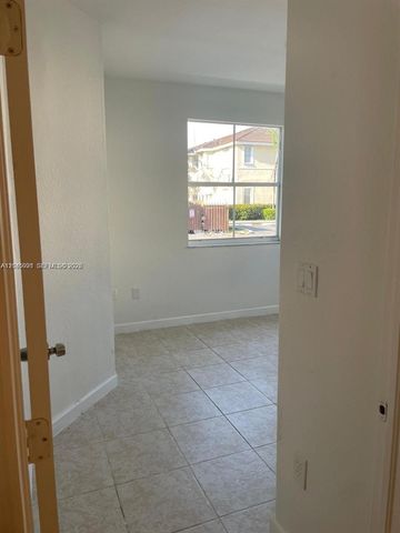1660 SE 29th St 109, Homestead, FL 33035