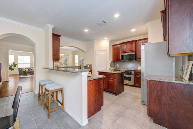 2607 Enclave At Shady Acres Court, Houston, TX 77008